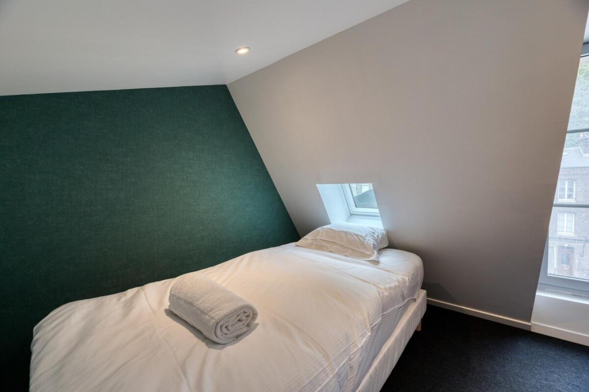 Jonathan Appartement Avec Place De Parking Ruan Exterior foto